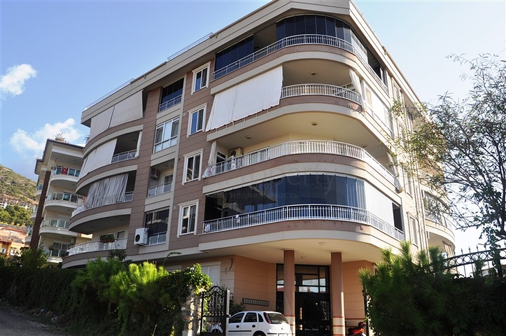 بينت هاوس ضمن مجمع عصري في مركز مدينة ألانيا