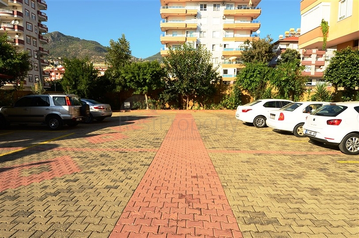 بنتهاوس مطلة على البحر في وسط ألانيا