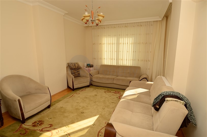 بنتهاوس مطلة على البحر في وسط ألانيا