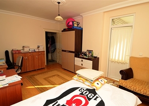 بنتهاوس مطلة على البحر في وسط ألانيا