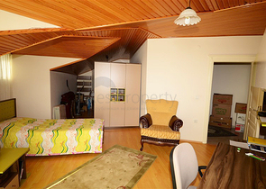 بنتهاوس مطلة على البحر في وسط ألانيا