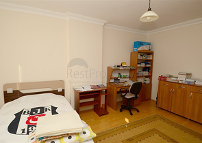 بنتهاوس مطلة على البحر في وسط ألانيا