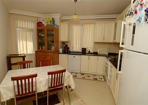 بنتهاوس مطلة على البحر في وسط ألانيا