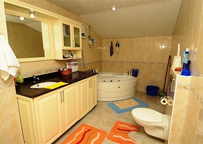 بنتهاوس مطلة على البحر في وسط ألانيا