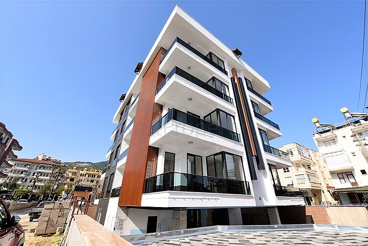 مشروع استثماري : من شركة البناء مباشرة في وسط ألانيا