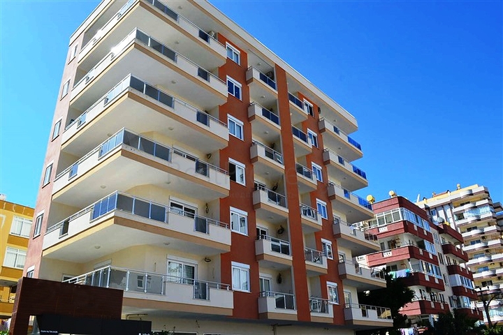 شقة تتكون من غرفتي نوم مع مطبخ منفصل في ماهموت لار