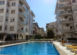 شقة واسعة قريبة من البحر