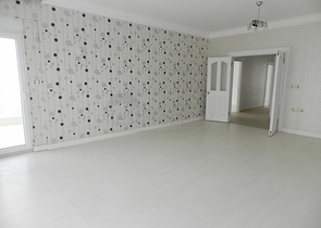 شقة واسعة قريبة من البحر