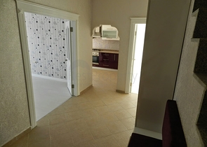 شقة واسعة قريبة من البحر