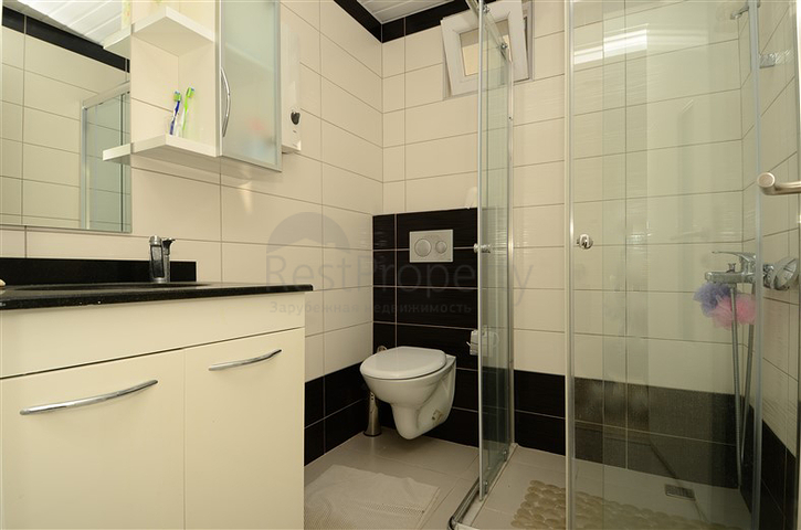 شقة في مجمع فاخر في الانيا