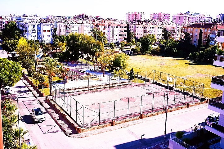 شقة بينتهاوس ثلاث غرف و صالة