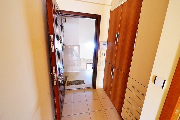 شقة بينتهاوس ثلاث غرف و صالة