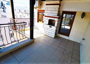 شقة بينتهاوس ثلاث غرف و صالة