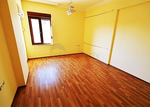 شقة بينتهاوس ثلاث غرف و صالة