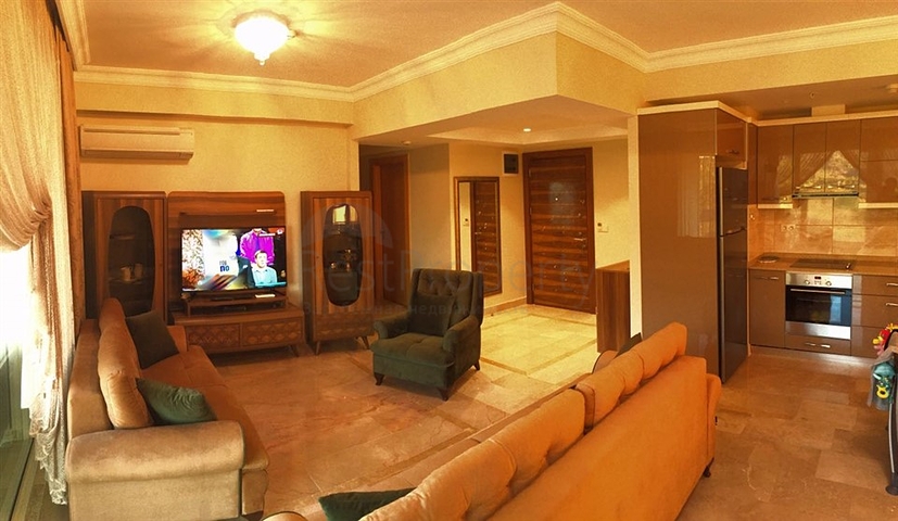 شقة فاخرة باطلالة على البحر