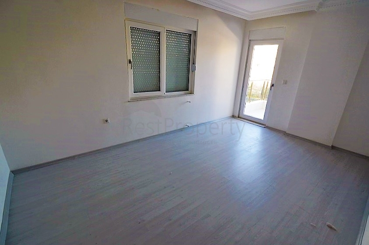 شقق في مجمع باطلالة جبلية