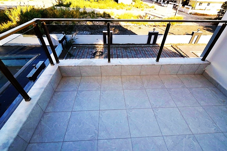 شقق في مجمع باطلالة جبلية