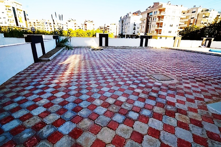 شقق في مجمع باطلالة جبلية