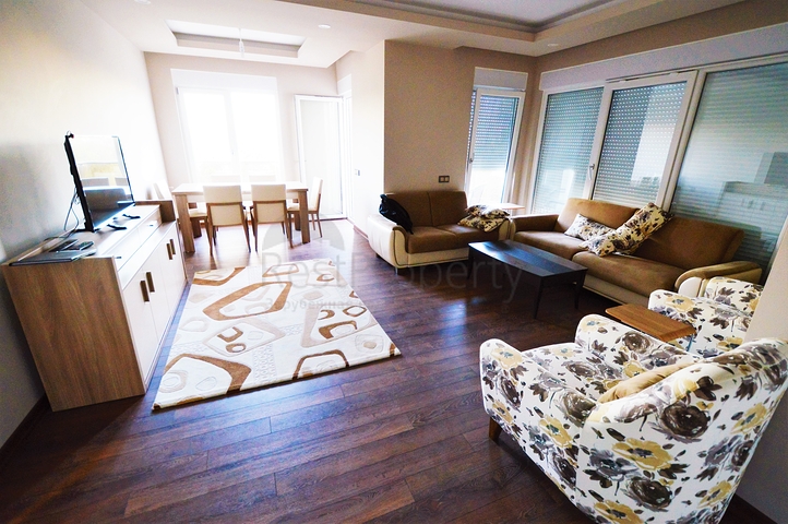 شقة غرفتين و صالة