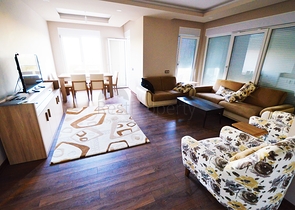 شقة غرفتين و صالة