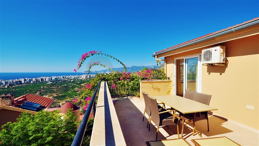 شقة دوبلكس باطلالة ساحرة