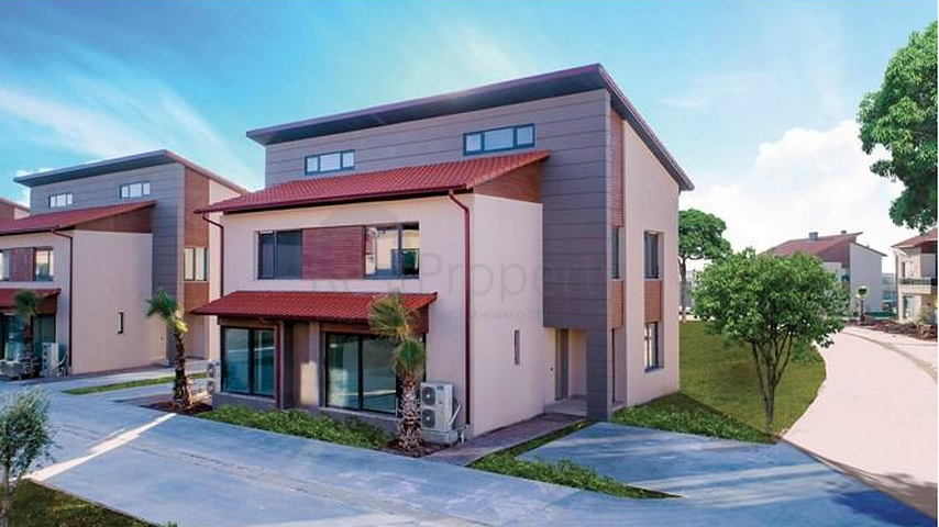 فيلات فاخرة قيد الانشاء في انطاليا