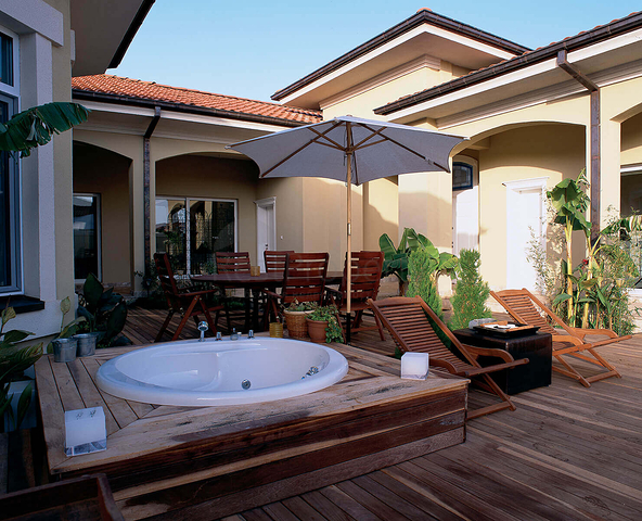 فيلات فاخرة في مجمع مميز