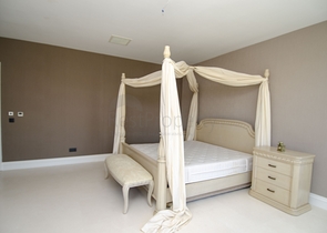 فيلات فاخرة في مجمع مميز