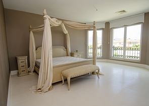 فيلات فاخرة في مجمع مميز