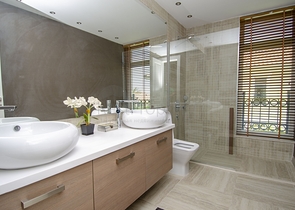 فيلات فاخرة في مجمع مميز