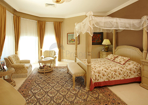 فيلات فاخرة في مجمع مميز