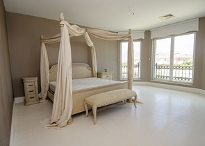 فيلات فاخرة في مجمع مميز