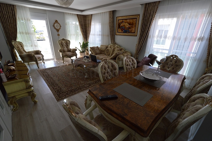 شقة بينتهاوس فاخرة في انطاليا