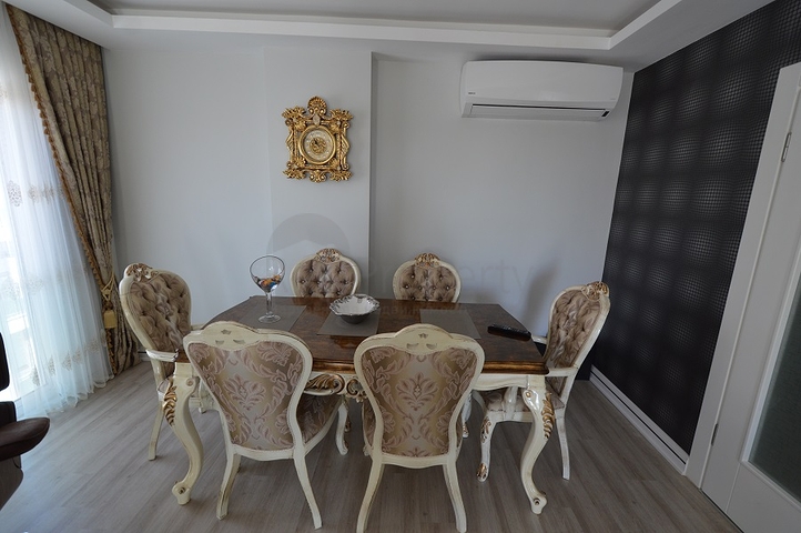 شقة بينتهاوس فاخرة في انطاليا