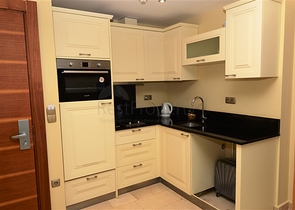 شقق باطلالة جبلية في مجمع فاخر