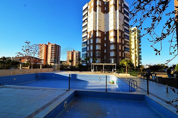 شقق  بالتقسيط في مجمع  جديد في انطاليا 