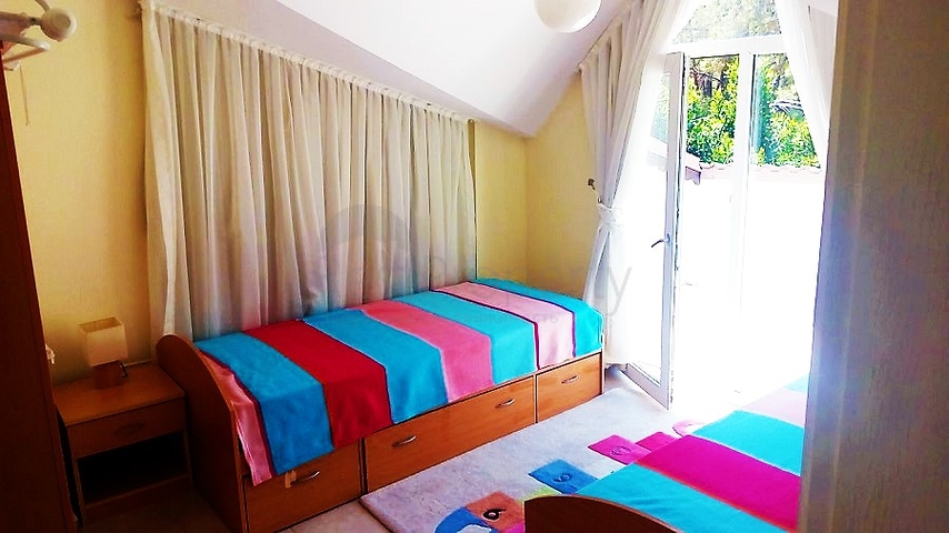 شقة دوبلكس مفروشة في كيمير