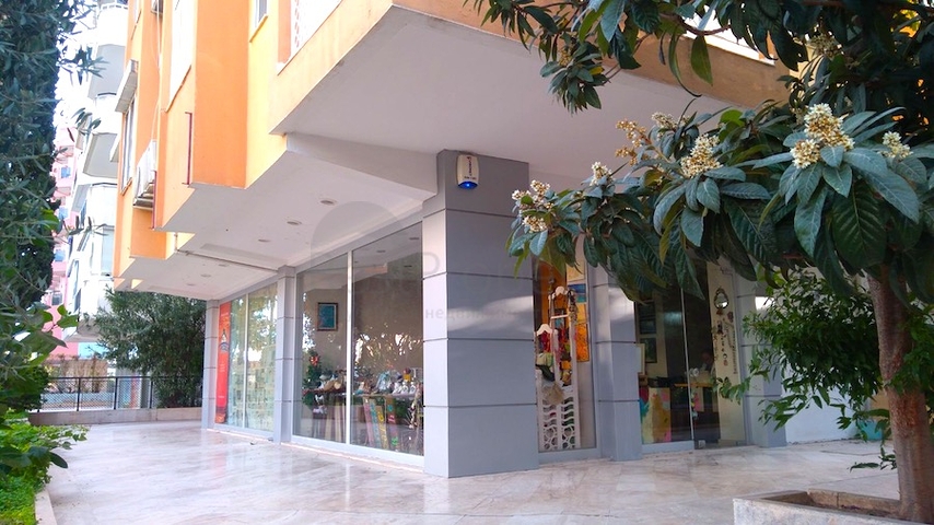 محل تجاري في كونيالتي - انطاليا