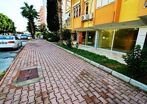 محل تجاري في كونيالتي - انطاليا