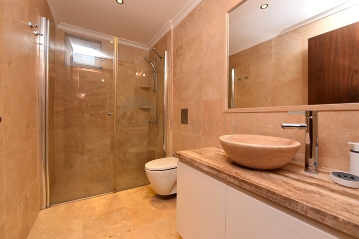 شقة بينتهاوس في مجمع مميز