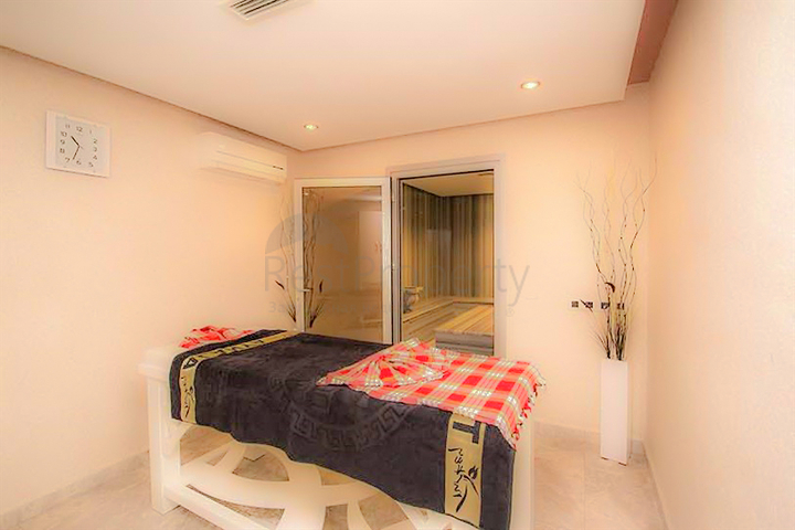 شقة في مجمع فاخر في وسط الانيا