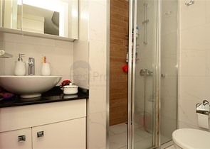 شقة في مجمع فاخر في وسط الانيا