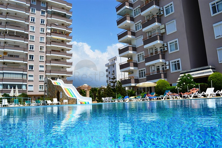 شقة على البحر في محمودلار - الانيا