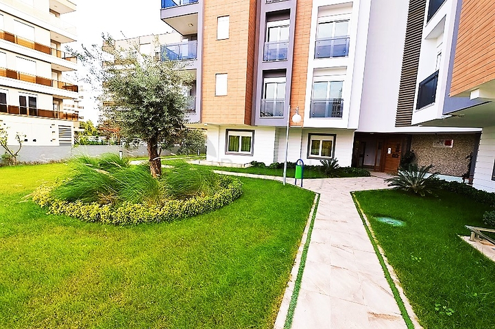 شقة فاخرة للايجار في انطاليا