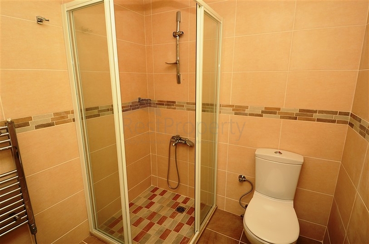 شقة في مجمع مميز