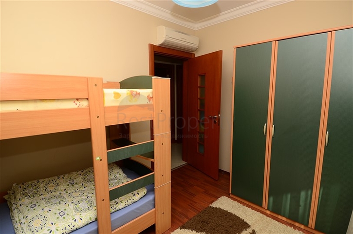 شقة للايجارعلى البحر في الانيا