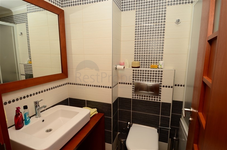 شقة للايجارعلى البحر في الانيا