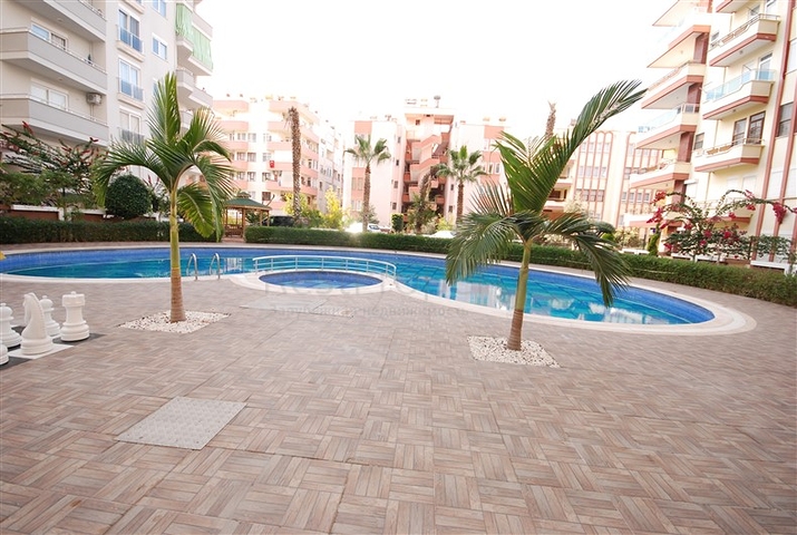 شقة غرفة و صالة في مجمع عصري في الانيا