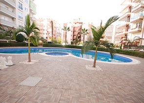 شقة غرفة و صالة في مجمع عصري في الانيا