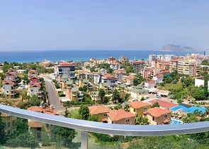 مشروع استثماري لشقق حديثة في كاستيل / الانيا